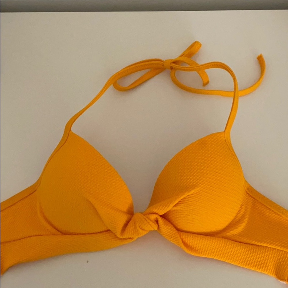 BRAND NEW bikini top